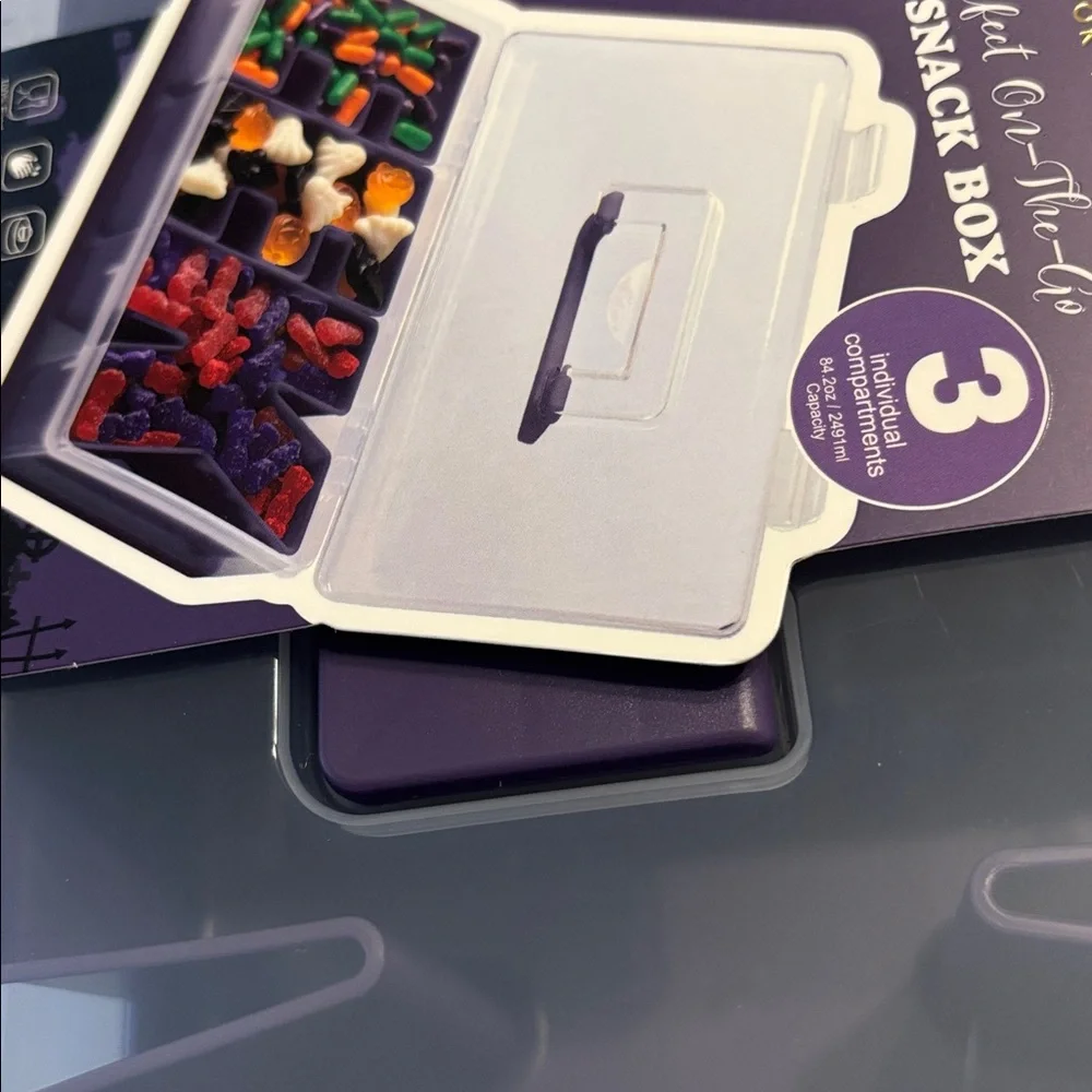 CWC EEK Halloween Snackle Box - Picture 14 of 14